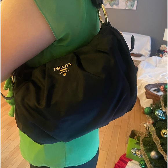 Authentic Prada Tessuto shoulder bag/HOBO. - Picture 10 of 12